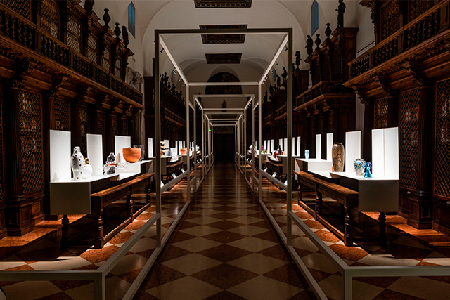 Centuries of shape : evolution of design - Homo Faber